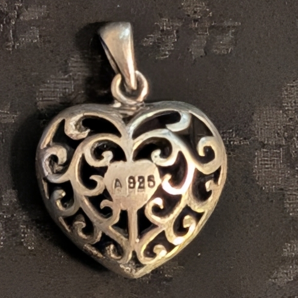 Intricate Vintage Sterling Silver Heart Filigree Pendant - Picture 2 of 8